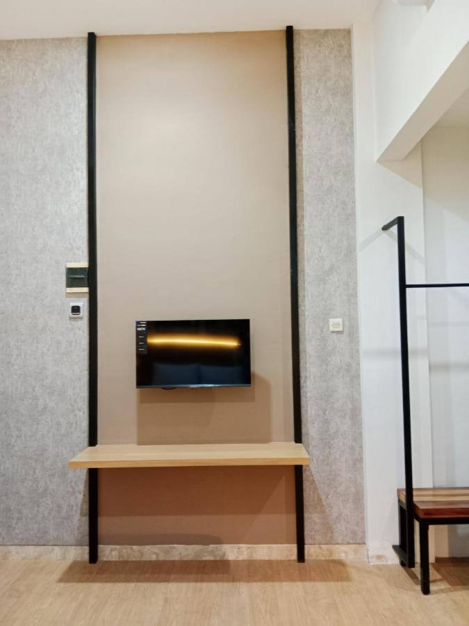 Andita Syariah Hotel Surabaya Exterior photo